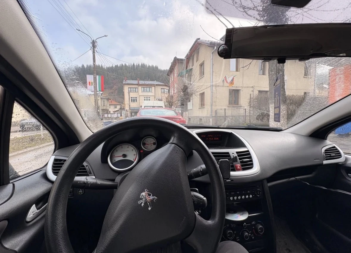 Peugeot 207, снимка 3 - Автомобили и джипове - 54684013