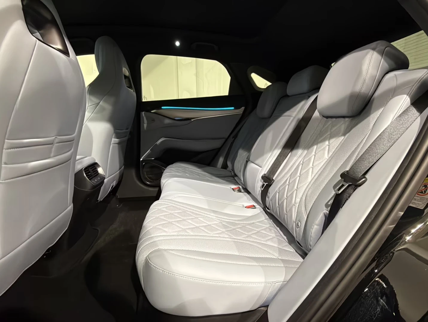 BYD Sealion 7 Excellence 82.5 kWh AWD | Mobile.bg � ����������� 6