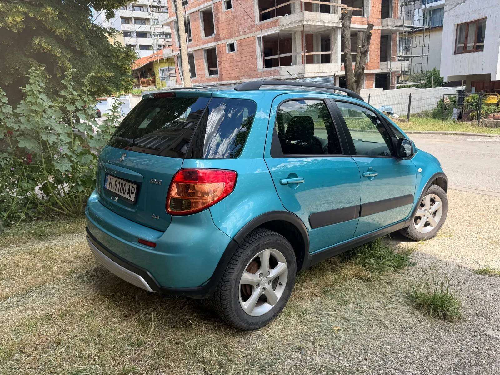 Suzuki SX4 1.6 4х4, снимка 4 - Автомобили и джипове - 54918954