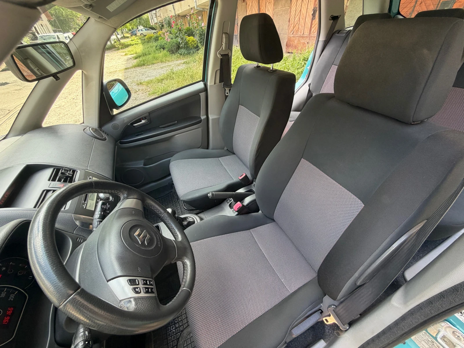 Suzuki SX4 1.6 4х4, снимка 11 - Автомобили и джипове - 54918954