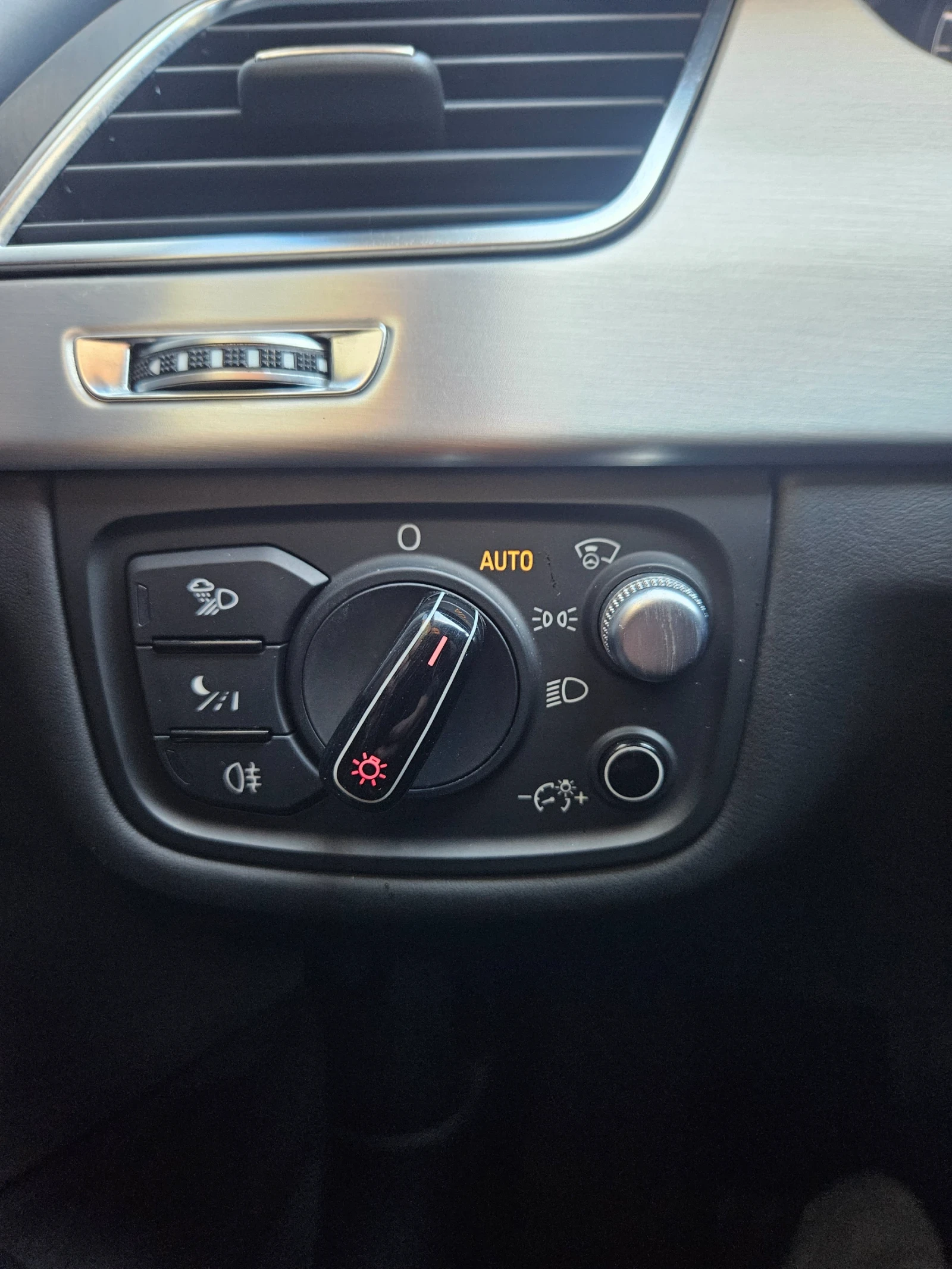 Audi A8, снимка 4 - Автомобили и джипове - 55137090