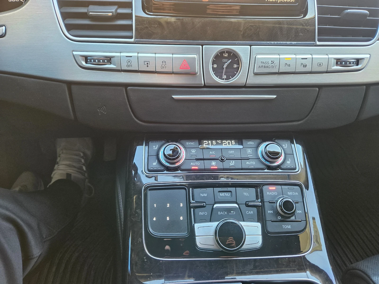 Audi A8, снимка 6 - Автомобили и джипове - 55137090