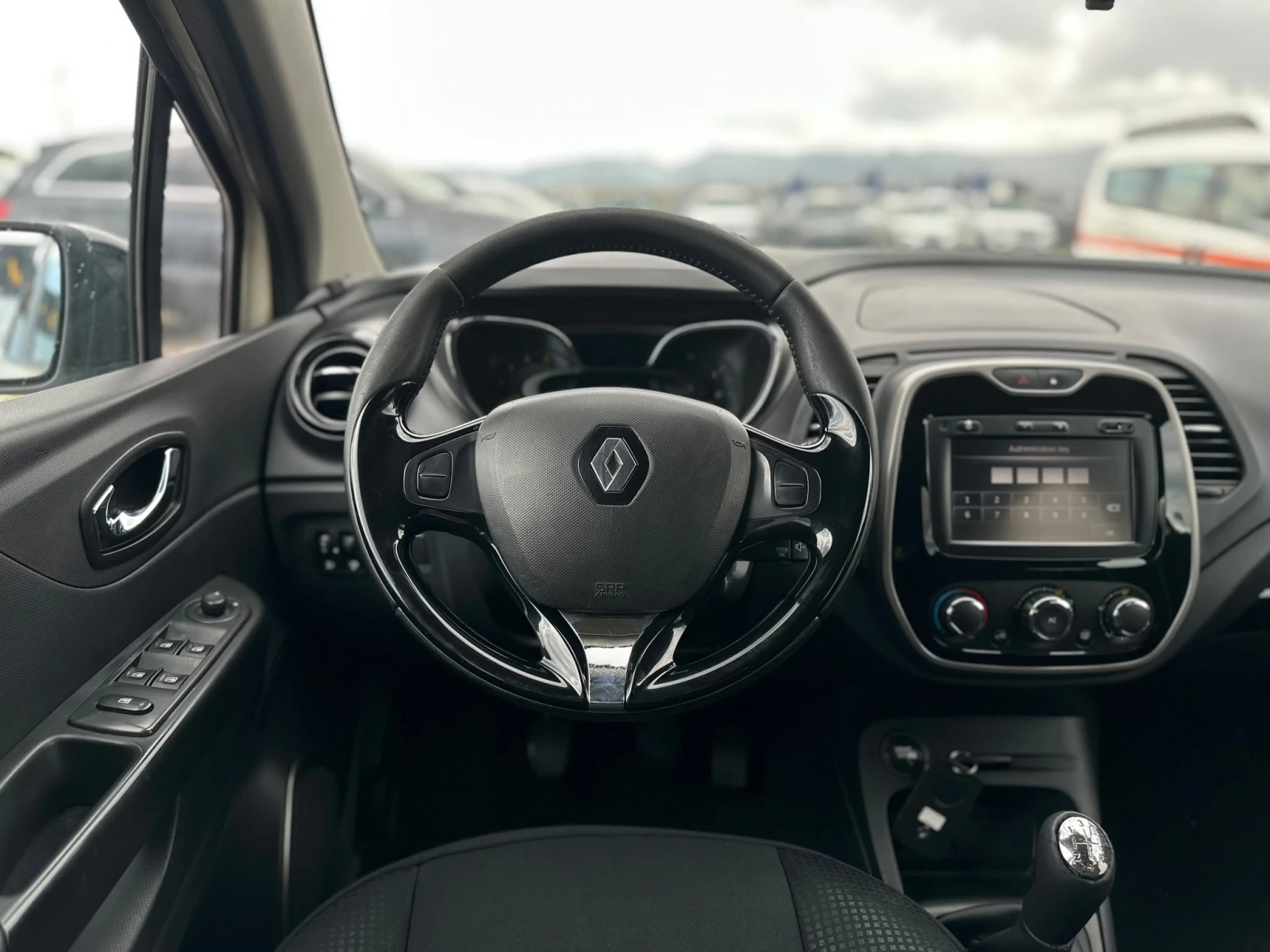 Renault Captur /1.5D / EURO 5 / NAVI / , снимка 14 - Автомобили и джипове - 55220303