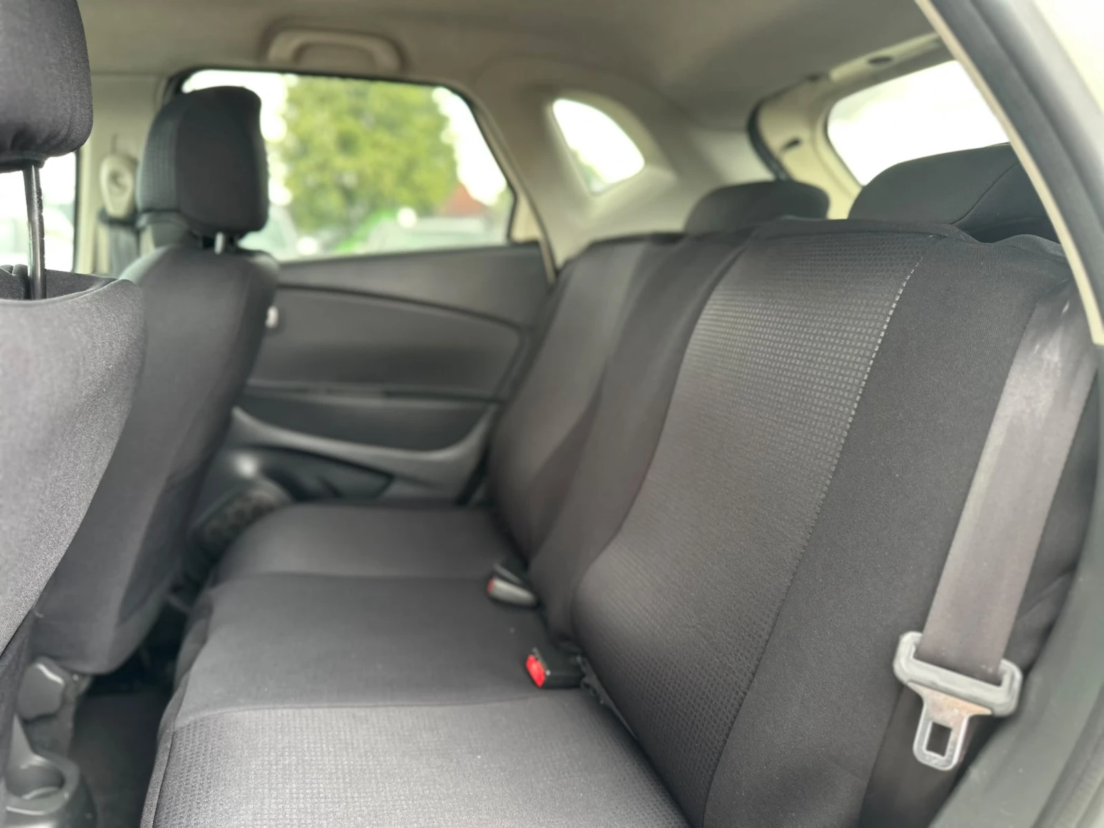 Renault Captur /1.5D / EURO 5 / NAVI / , снимка 10 - Автомобили и джипове - 55220303