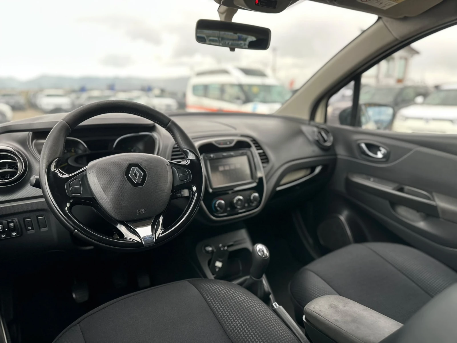 Renault Captur /1.5D / EURO 5 / NAVI / , снимка 9 - Автомобили и джипове - 55220303