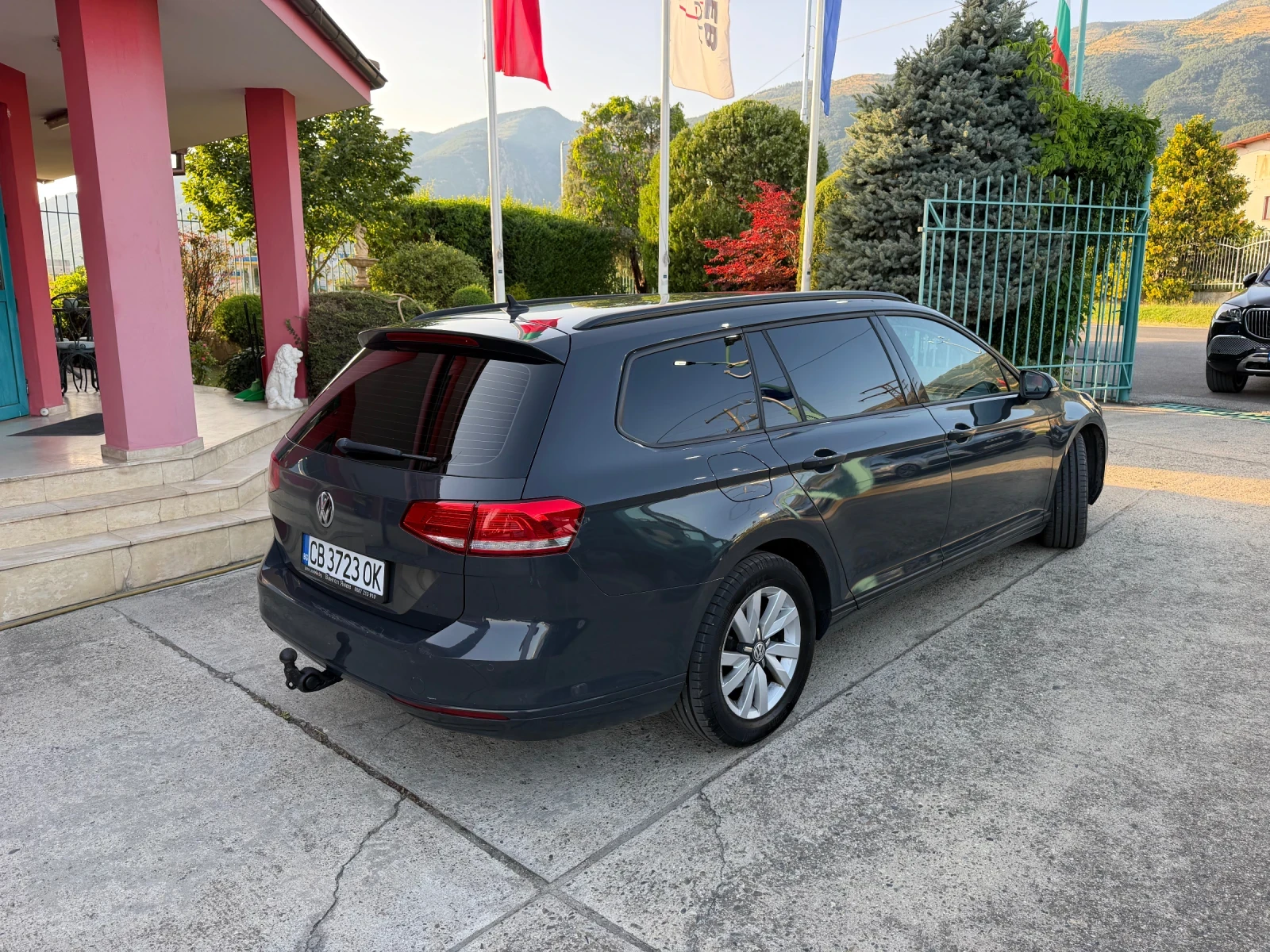 VW Passat 2.0TDI* * LED* Automatic DSG* DISTRONIC* NAVI, снимка 14 - Автомобили и джипове - 55424578