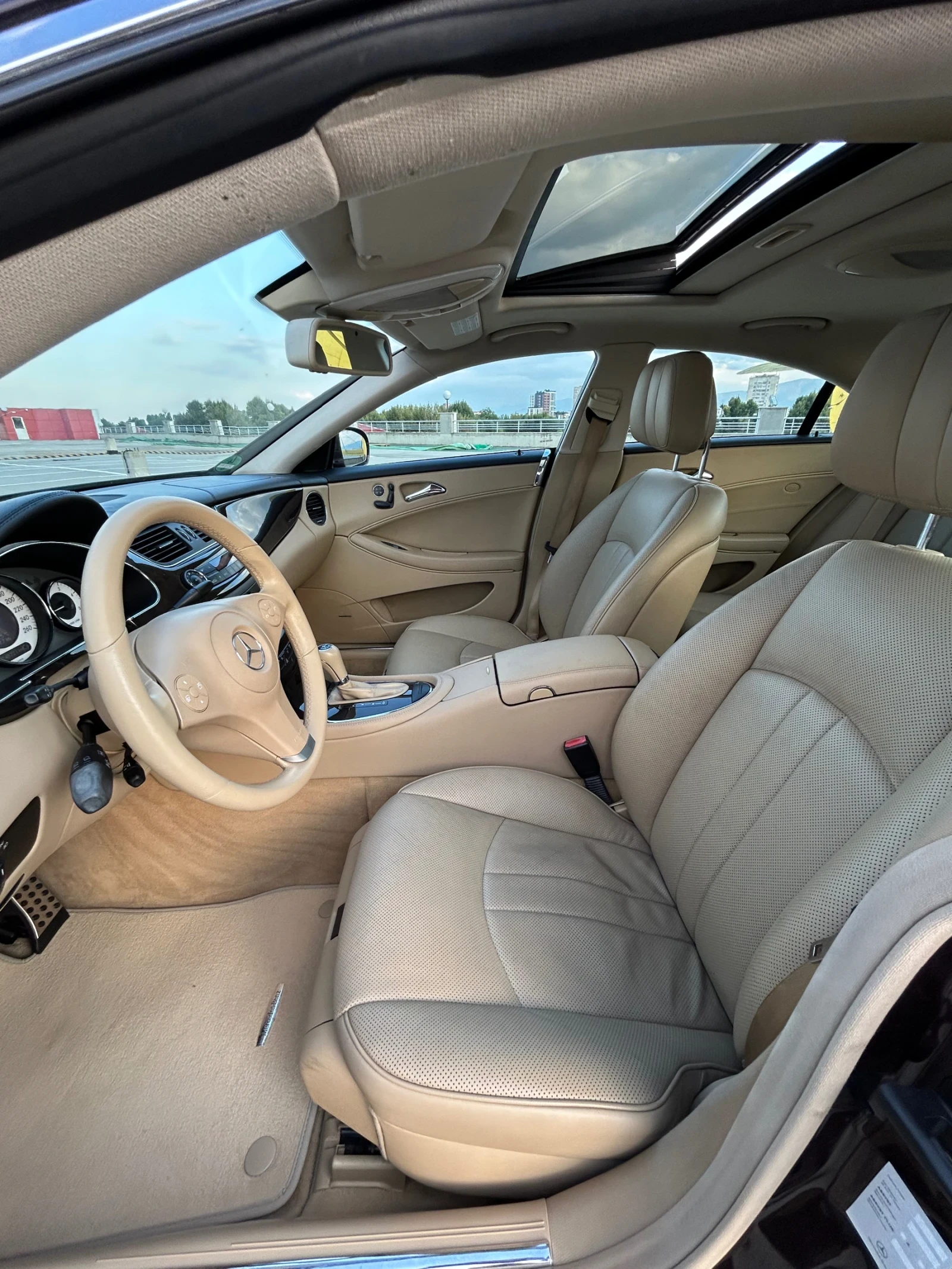 Mercedes-Benz CLS 320 CDI // ФЕЙСЛИФТ//НА ПРУЖИНИ // ОБДУХВАНЕ, снимка 10 - Автомобили и джипове - 55607873