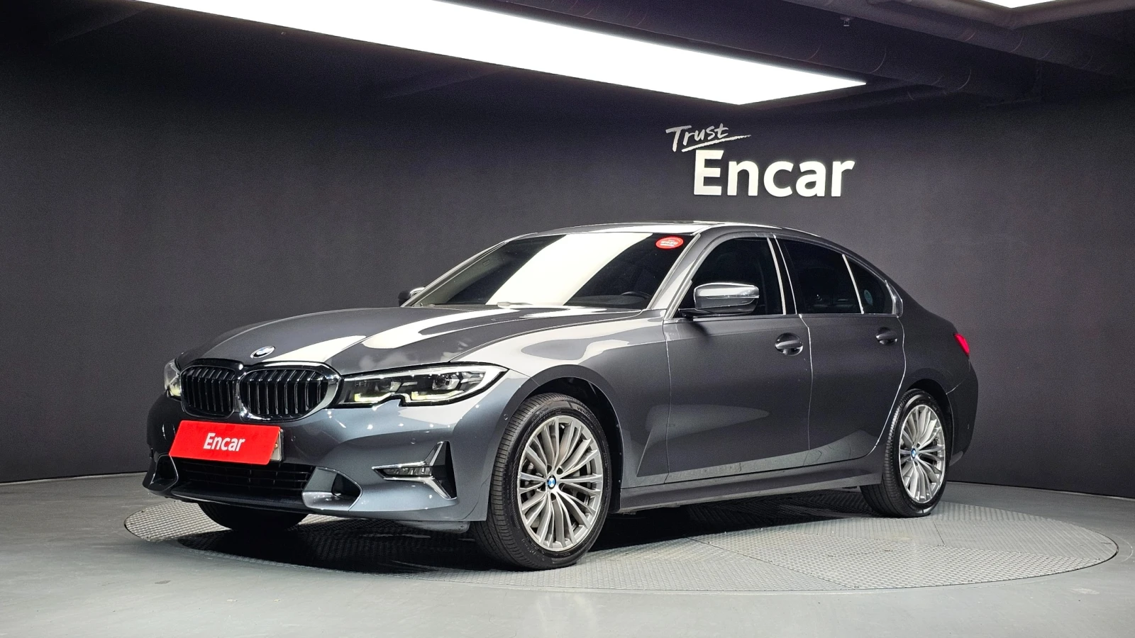BMW 330 330i xDrive Luxury