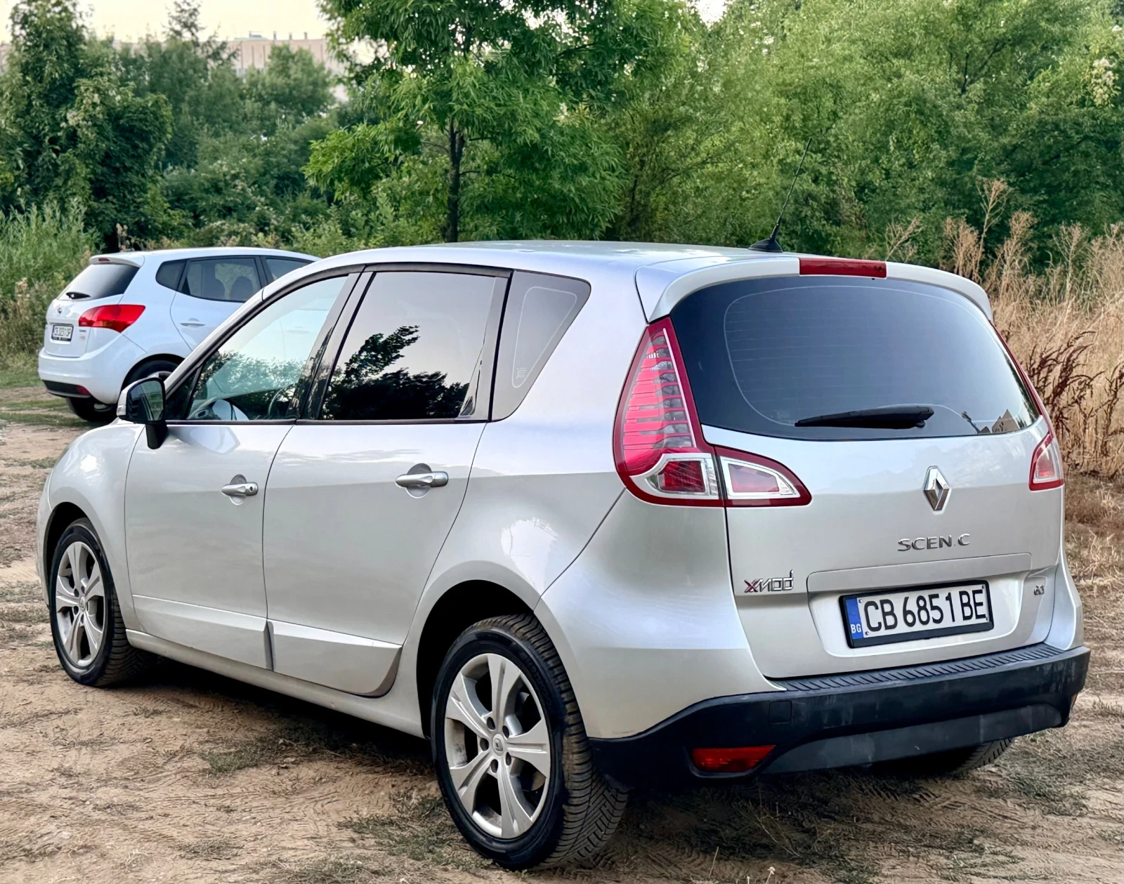 Renault Scenic, снимка 6 - Автомобили и джипове - 56024680