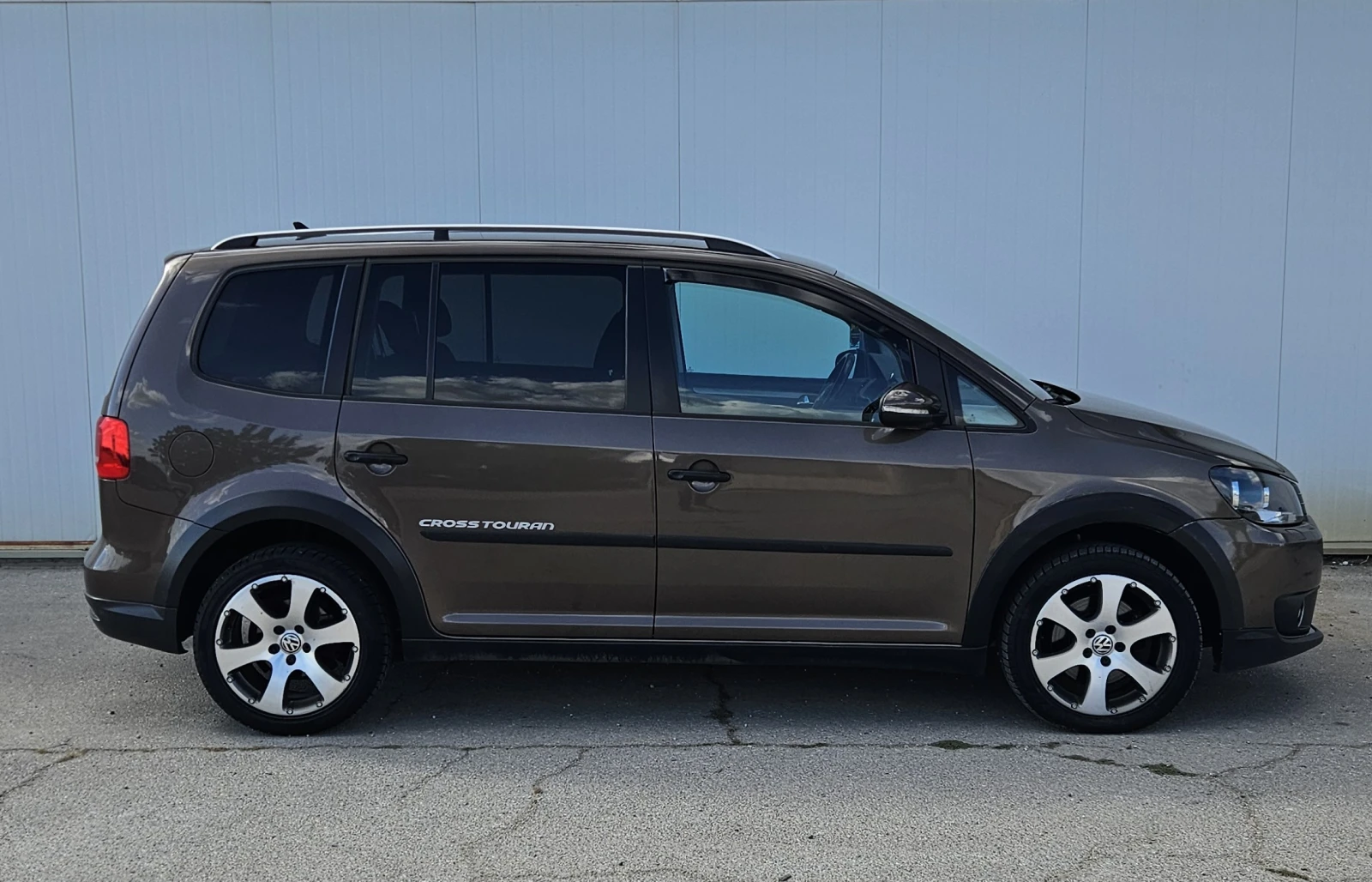 VW Touran CROSS* 2.0 TDI* DSG AUTOMAT* , снимка 8 - Автомобили и джипове - 56246821