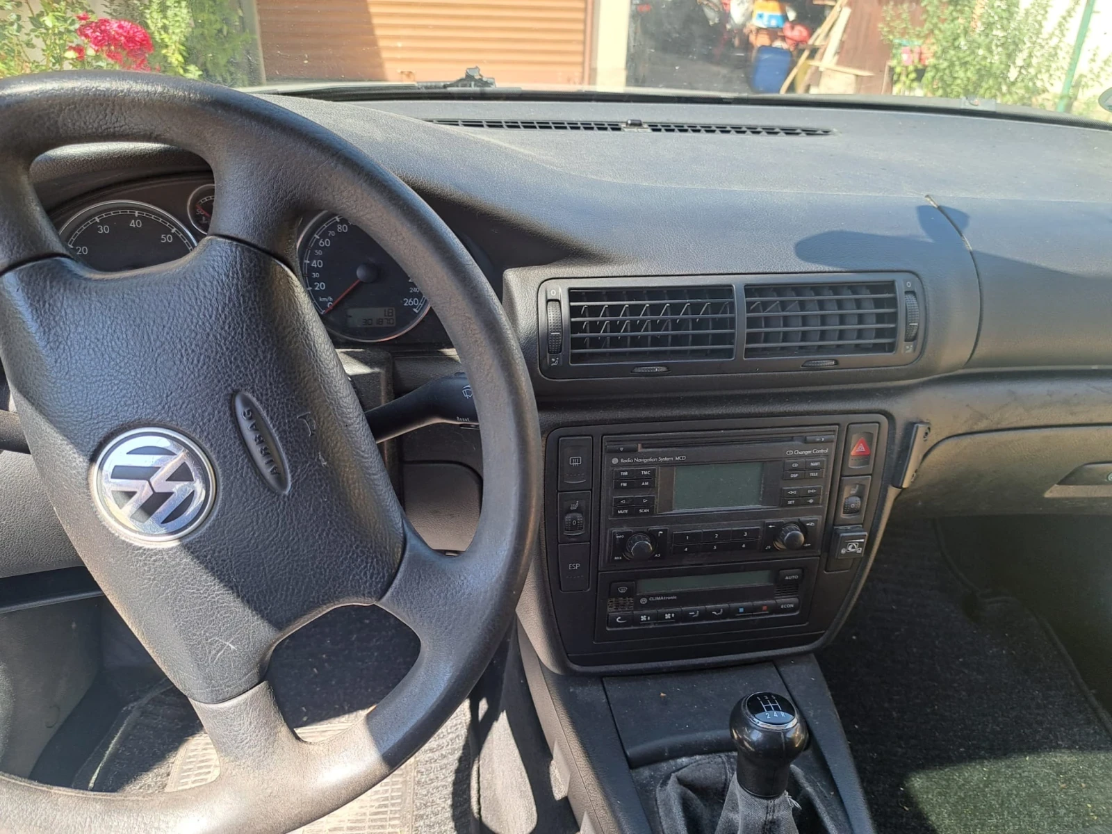 VW Passat, снимка 4 - Автомобили и джипове - 56546593
