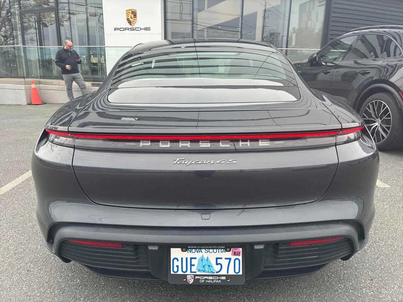 Porsche Taycan 4S  CARFAX | Mobile.bg � ����������� 4