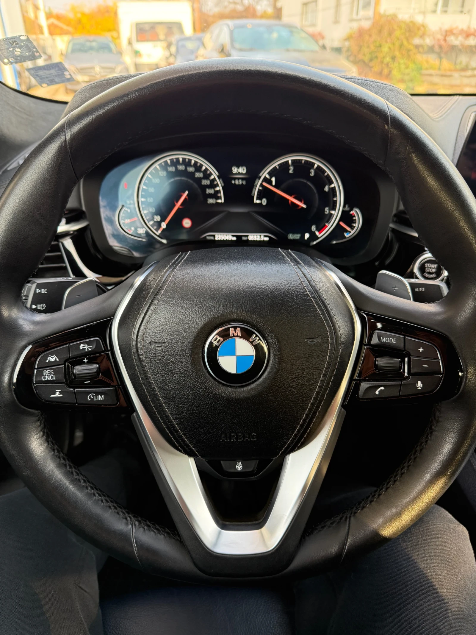 BMW 530 3.0d/4x4/FULL/, снимка 10 - Автомобили и джипове - 56653145