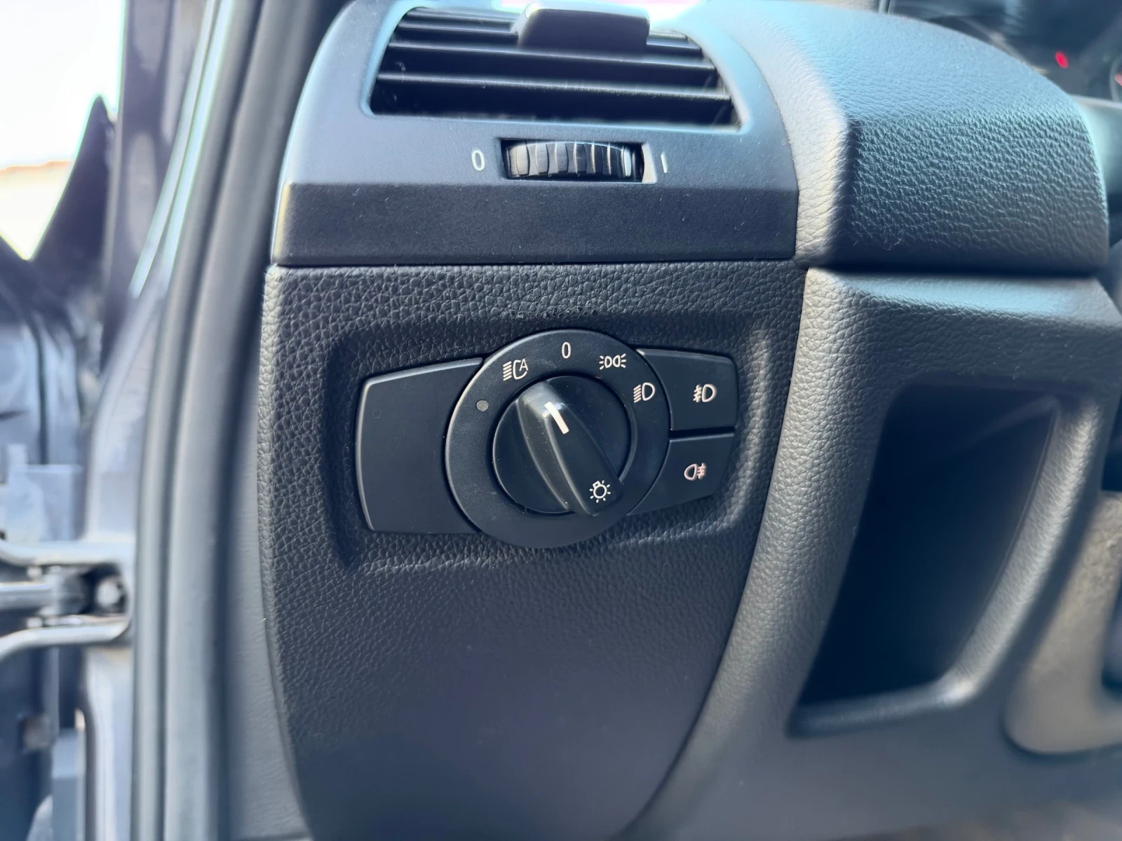 BMW 120 ПОДГРЕВ/РЕКАРО/ПАРКТРОНИК, снимка 11 - Автомобили и джипове - 56683379