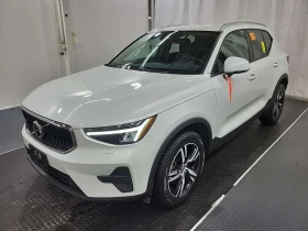 Volvo XC40 CORE  CARFAX, снимка 1