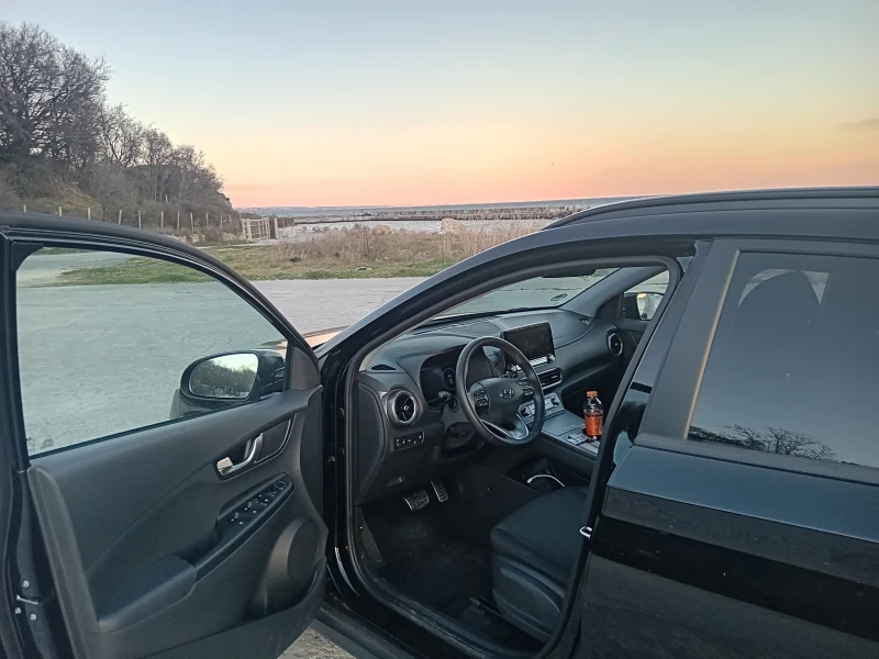 Hyundai Kona, снимка 9 - Автомобили и джипове - 49471255