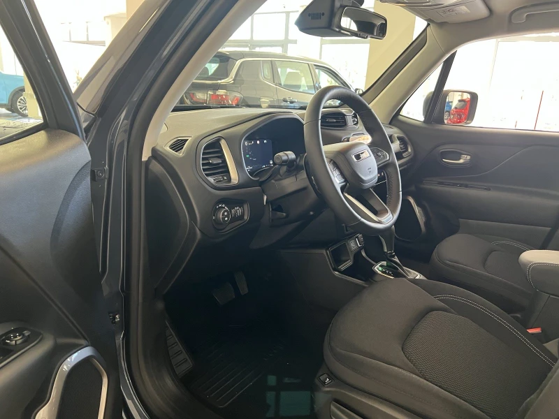 Jeep Renegade ALTITUDE 1.5 e-Hybrid 48V , снимка 7 - Автомобили и джипове - 49858344