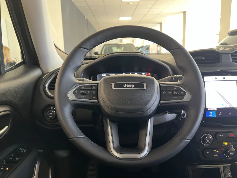 Jeep Renegade ALTITUDE 1.5 e-Hybrid 48V , снимка 10 - Автомобили и джипове - 49858344