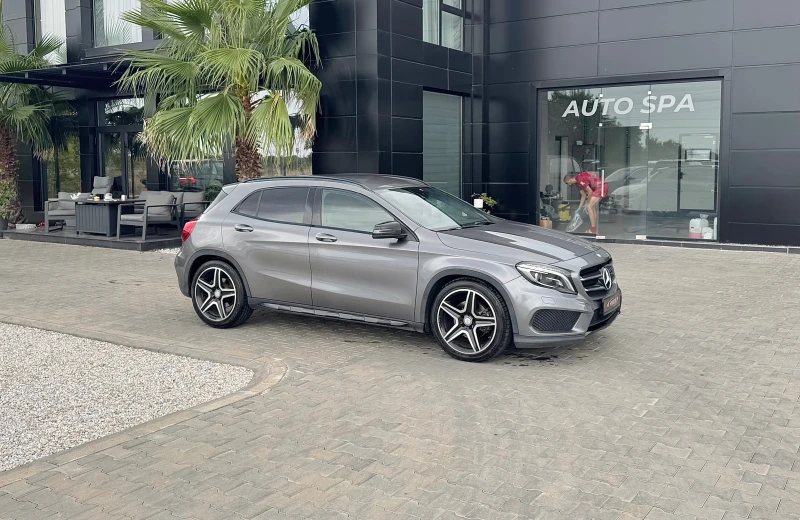 Mercedes-Benz GLA 220 CDi 4Matic AMG Pack, снимка 3 - Автомобили и джипове - 51300496