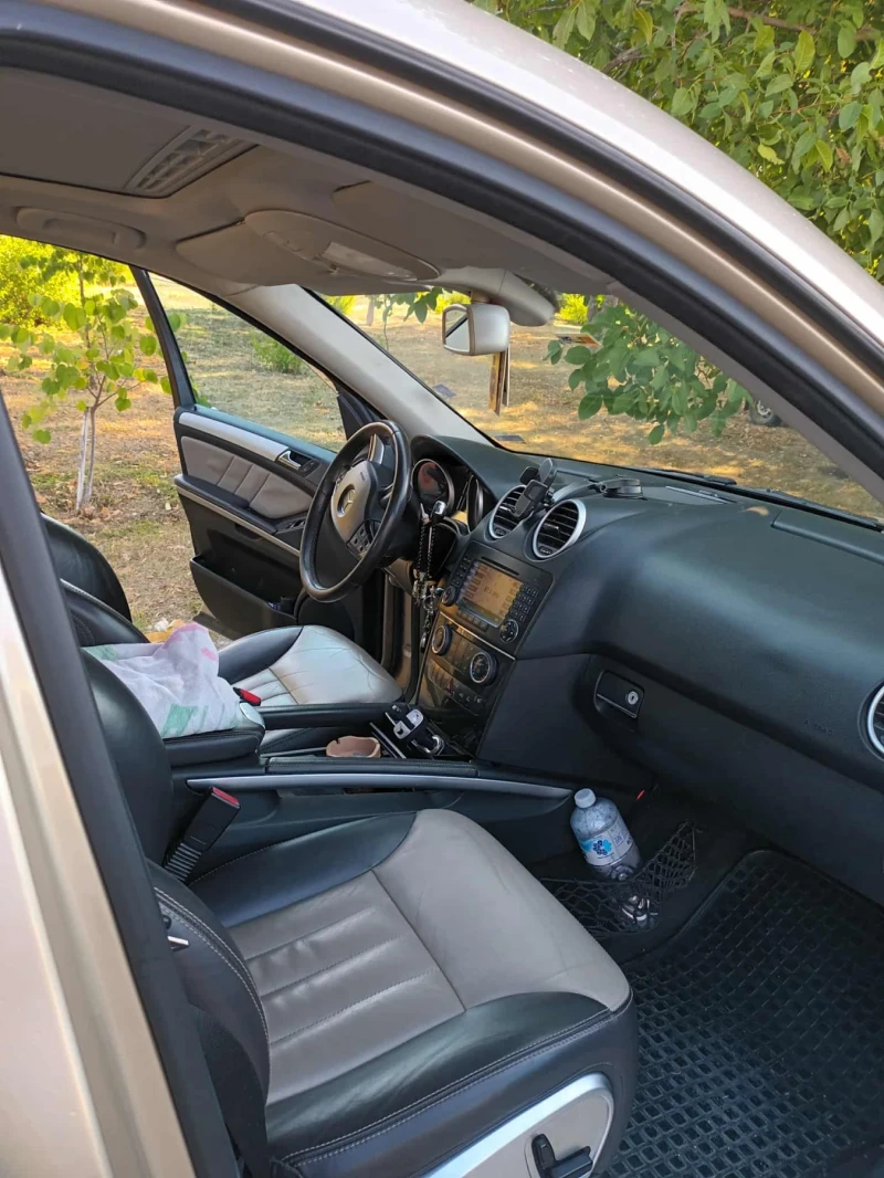 Mercedes-Benz ML 320, снимка 4 - Автомобили и джипове - 52581510