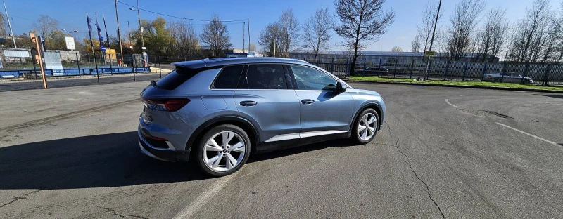 Audi Q4 S-line 45 e-tron quattro, снимка 13 - Автомобили и джипове - 52770759