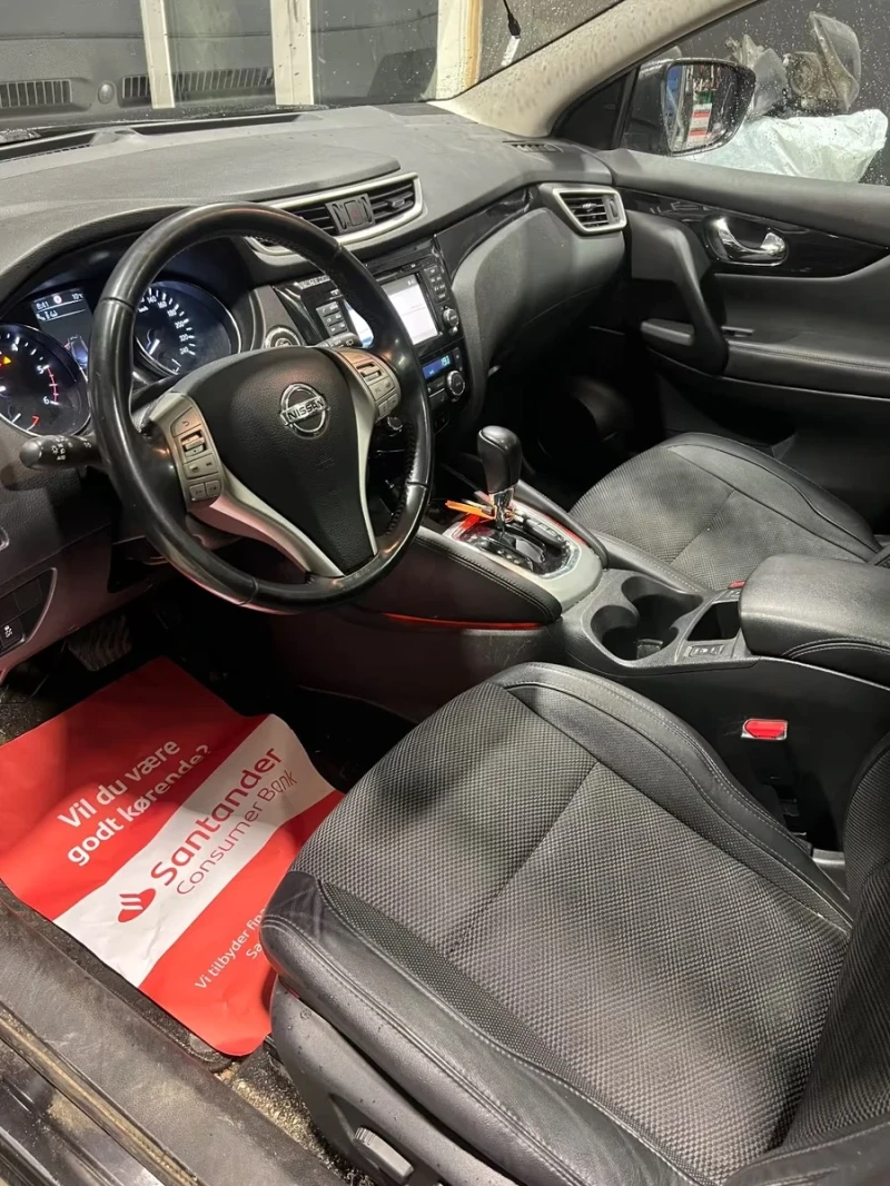 Nissan Qashqai 1.6d Tekna 131ps, снимка 5 - Автомобили и джипове - 52880723