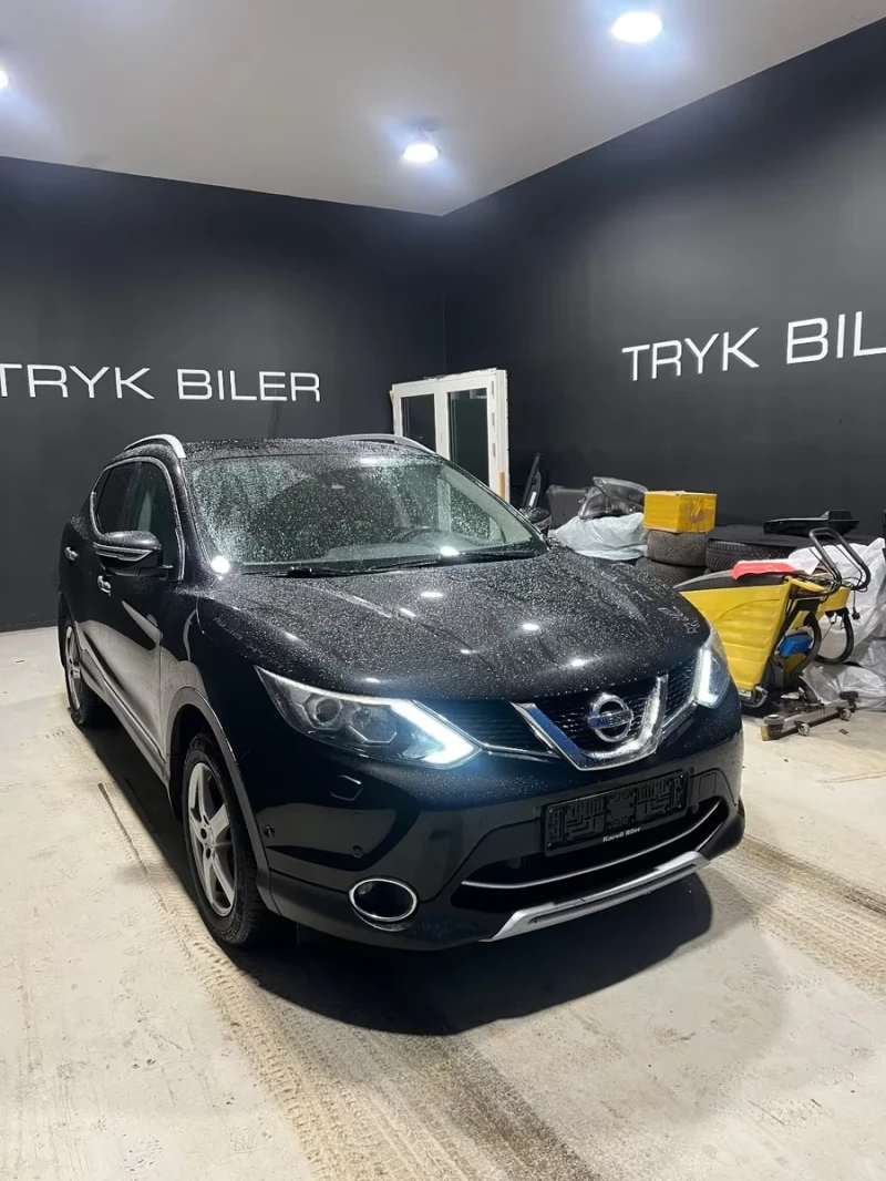 Nissan Qashqai 1.6d Tekna 131ps, снимка 2 - Автомобили и джипове - 52880723