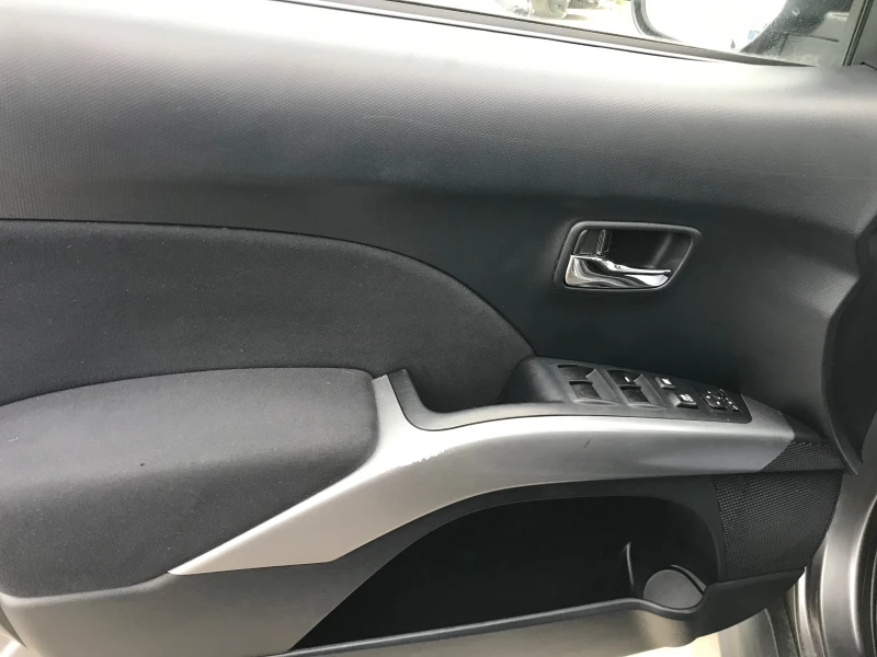 Mitsubishi Outlander 2.4i-170kc.4х4 , AUTOM., снимка 15 - Автомобили и джипове - 53180144