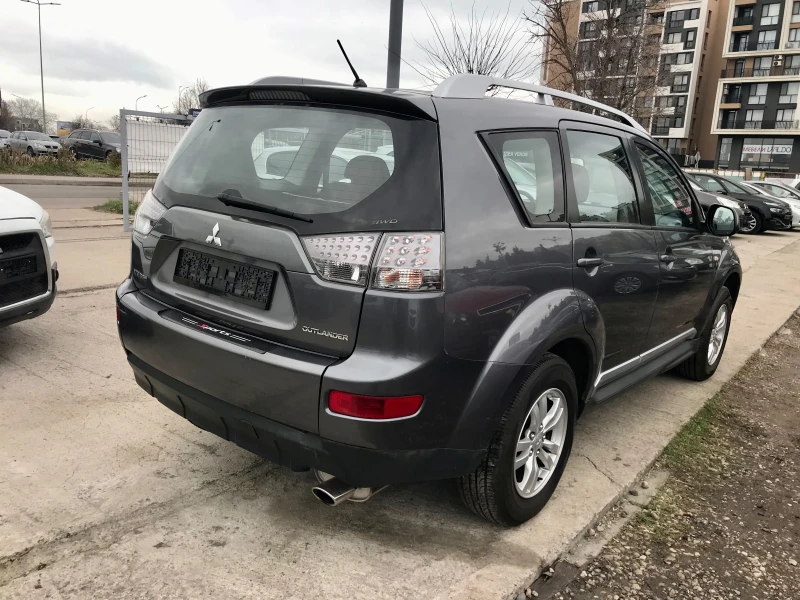 Mitsubishi Outlander 2.4i-170kc.4х4 , AUTOM., снимка 7 - Автомобили и джипове - 53180144