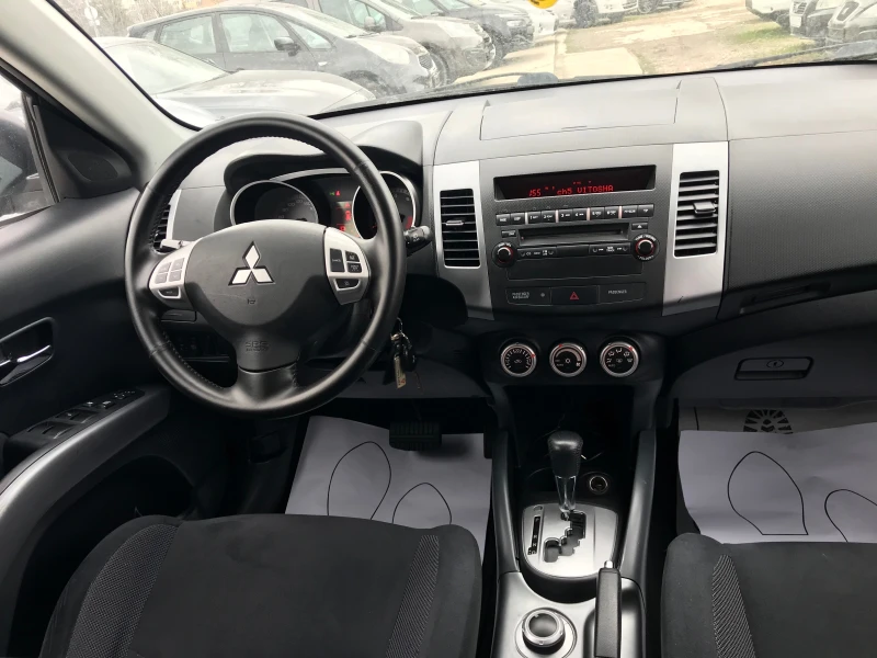 Mitsubishi Outlander 2.4i-170kc.4х4 , AUTOM., снимка 13 - Автомобили и джипове - 53180144