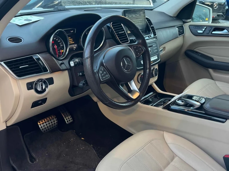 Mercedes-Benz GLE 400 * 4MATIC AWD * CARFAX * Подгреви *  , снимка 5 - Автомобили и джипове - 53264039