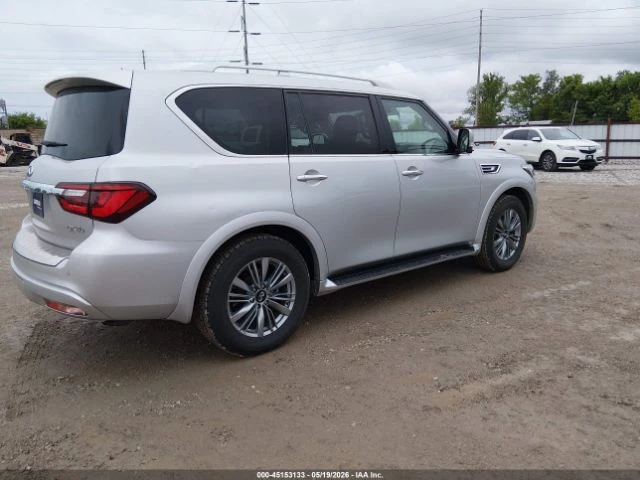 Infiniti QX80 LUXE* 5.6* КОЖА* ПОДГРЕВ* ШИБИДАХ* NAVI* LED* , снимка 4 - Автомобили и джипове - 55435389