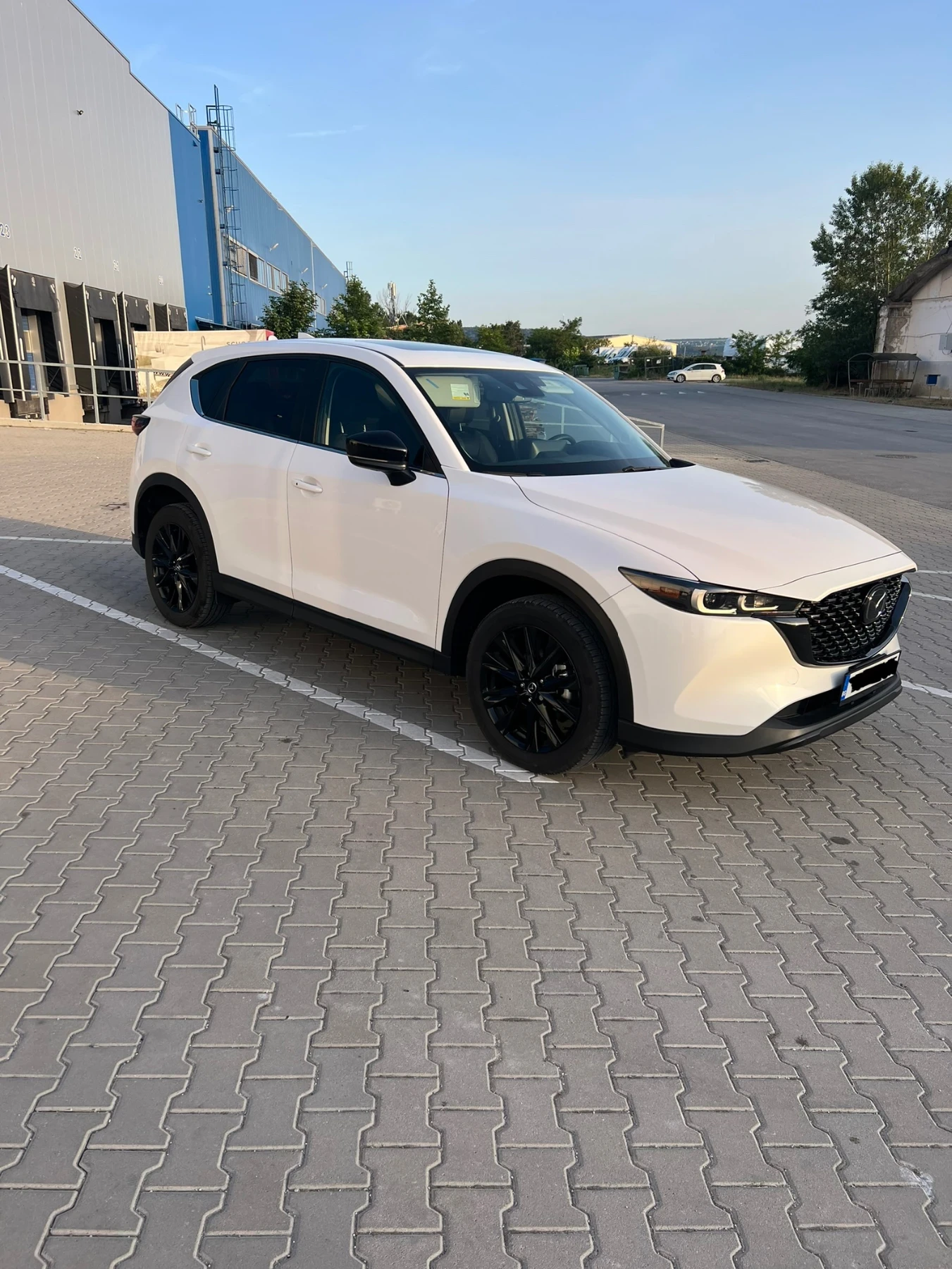 Mazda CX-5 Carbon Edition 14400km. - изображение 3