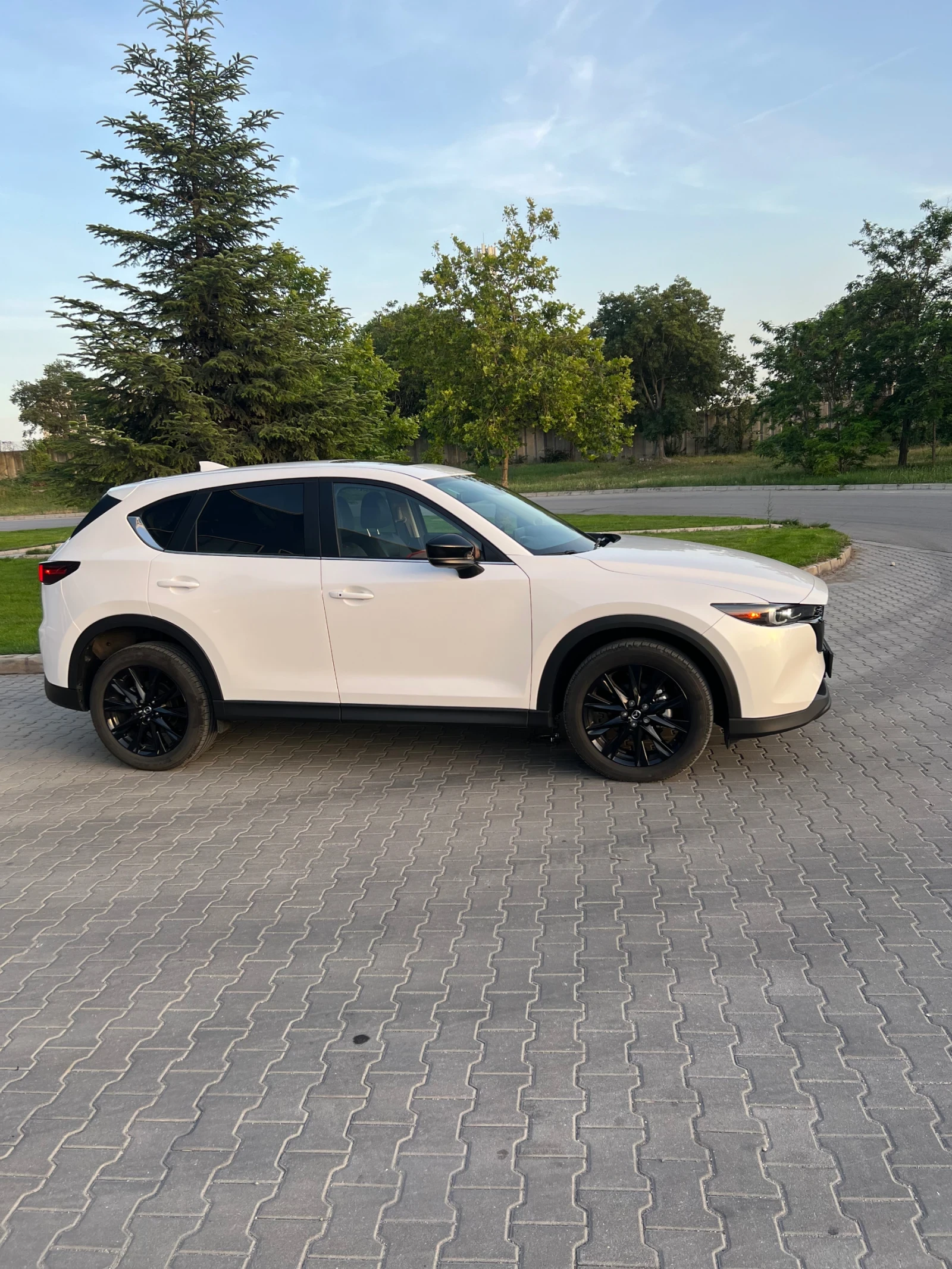 Mazda CX-5 Carbon Edition 14400km. - изображение 4