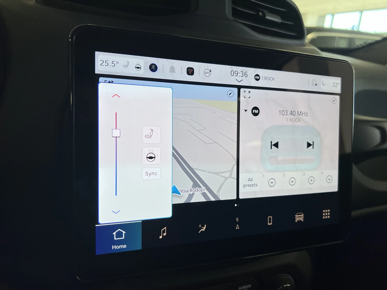 Jeep Renegade ALTITUDE 1.5 e-Hybrid 48V  | Mobile.bg   11