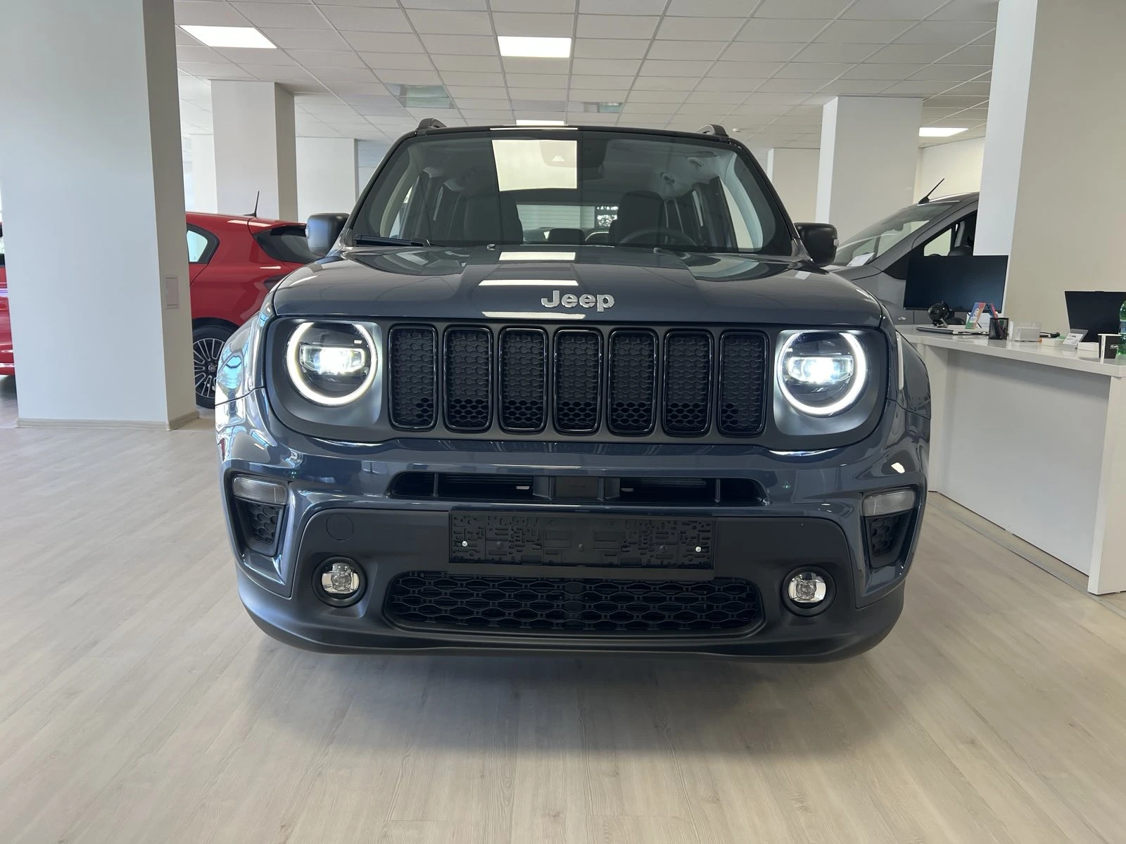 Jeep Renegade ALTITUDE 1.5 e-Hybrid 48V  - изображение 2