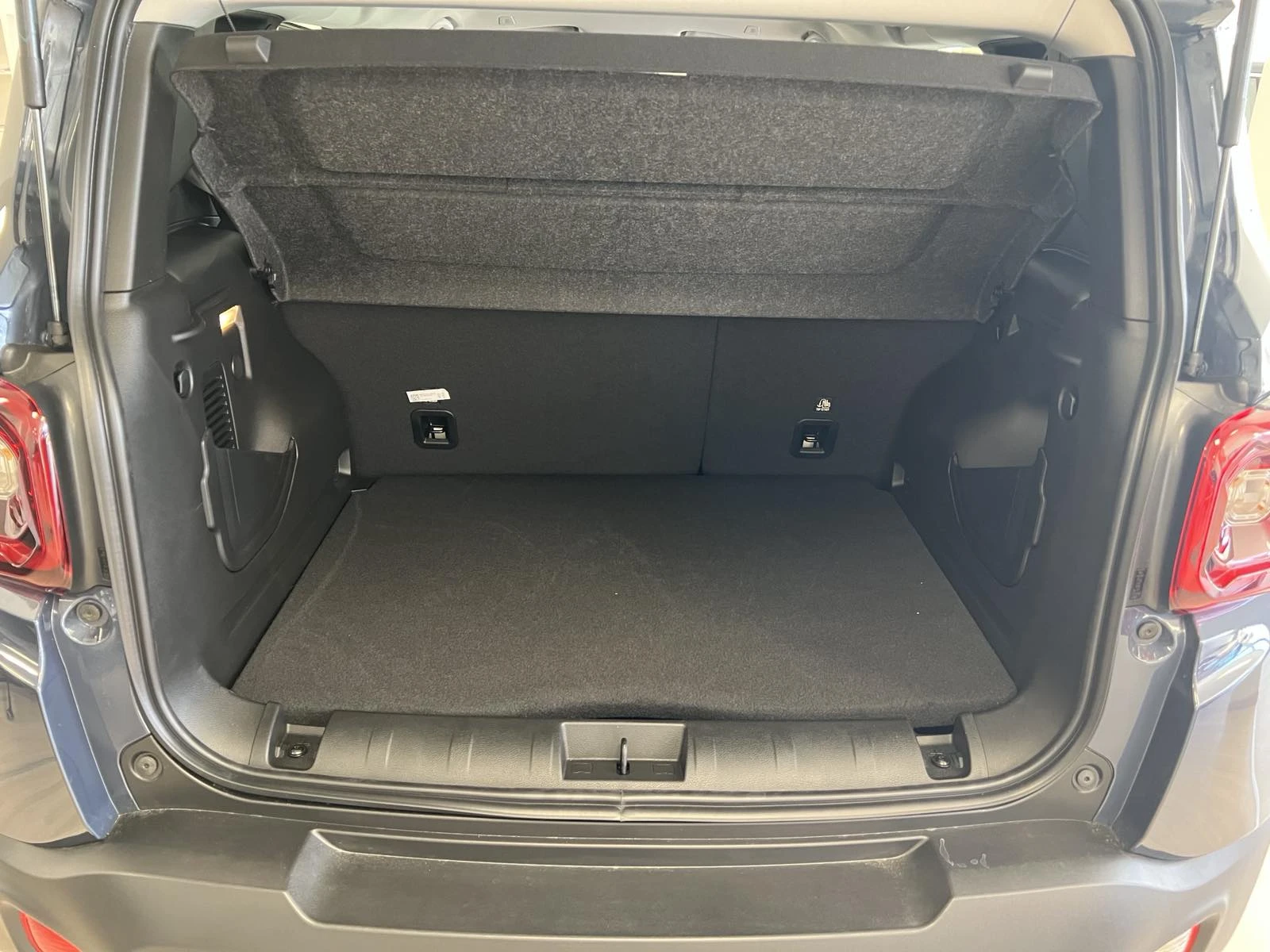 Jeep Renegade ALTITUDE 1.5 e-Hybrid 48V  | Mobile.bg   13