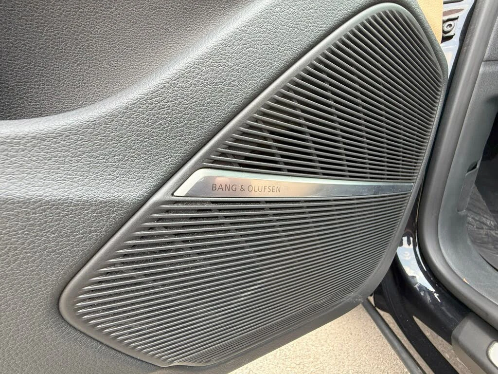 Audi Q8 PROGRESSIVE* DISTRONIK* PANO* BANG&OLUFSEN* KEYLES | Mobile.bg   11