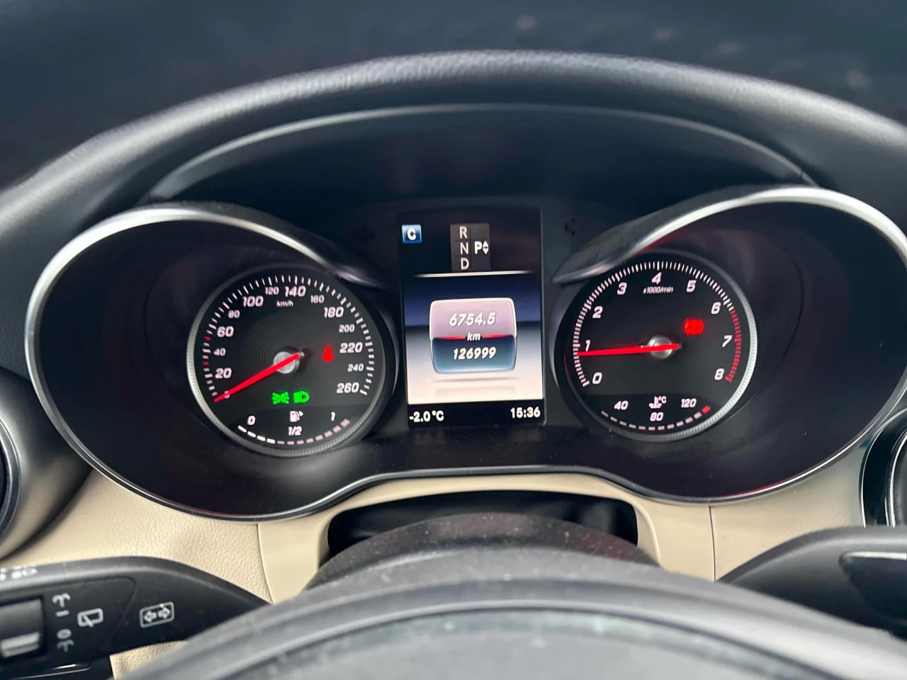 Mercedes-Benz GLC 300 * АВТО КРЕДИТ* ЦЕНА ДО БГ * СЕРВИЗНА ИСТОРИЯ *  - изображение 5