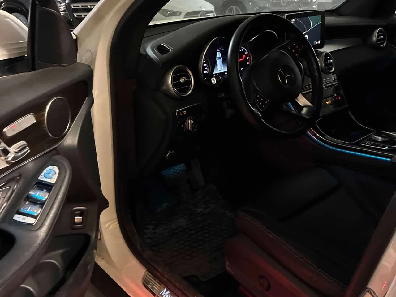 Mercedes-Benz GLC 300 * 4MATIC* ���������* PANORAMA* 360*  | Mobile.bg � ����������� 5