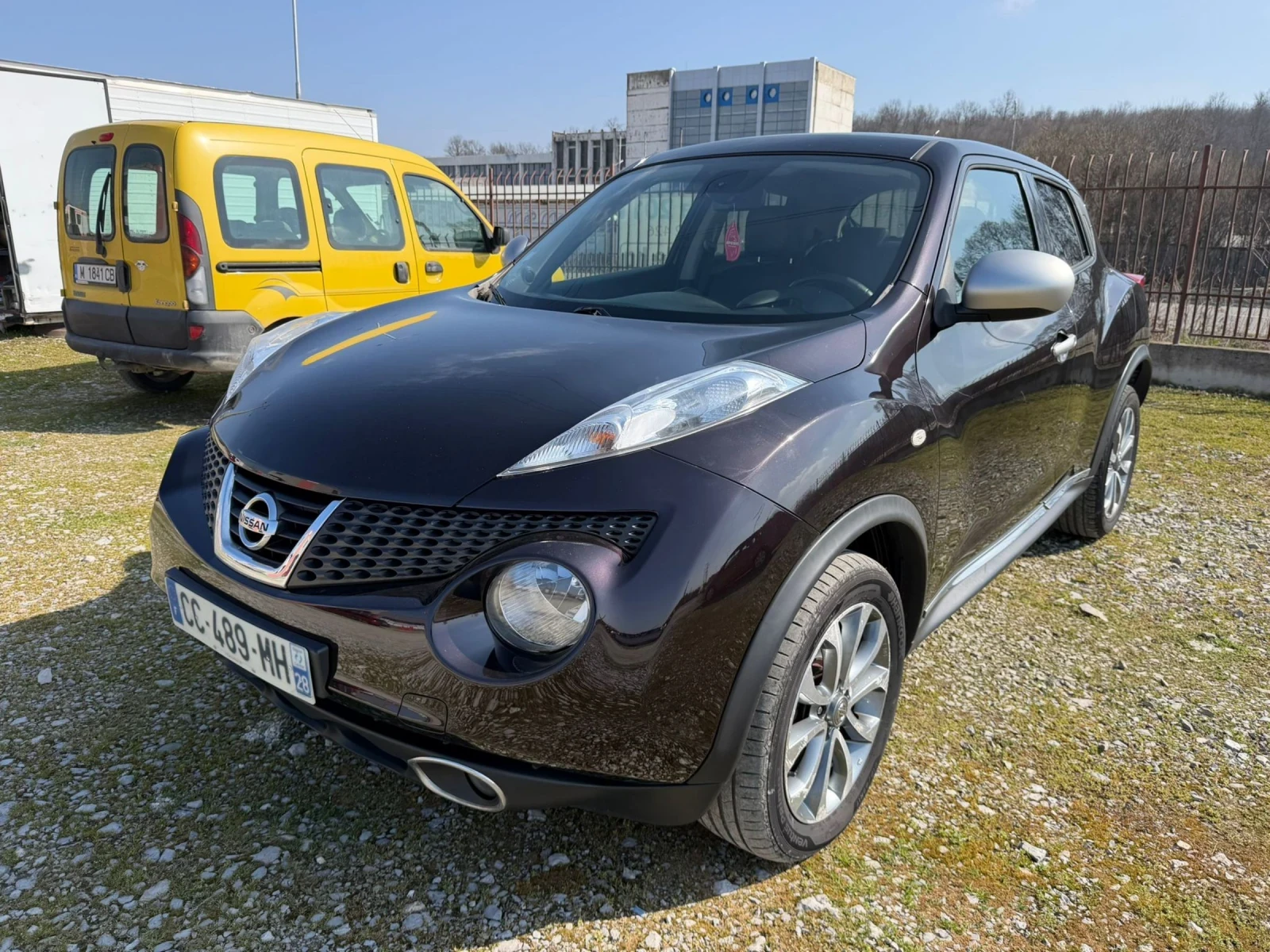 Nissan Juke 1.5 dci - КОЖА - НАВИ, снимка 3 - Автомобили и джипове - 53852377