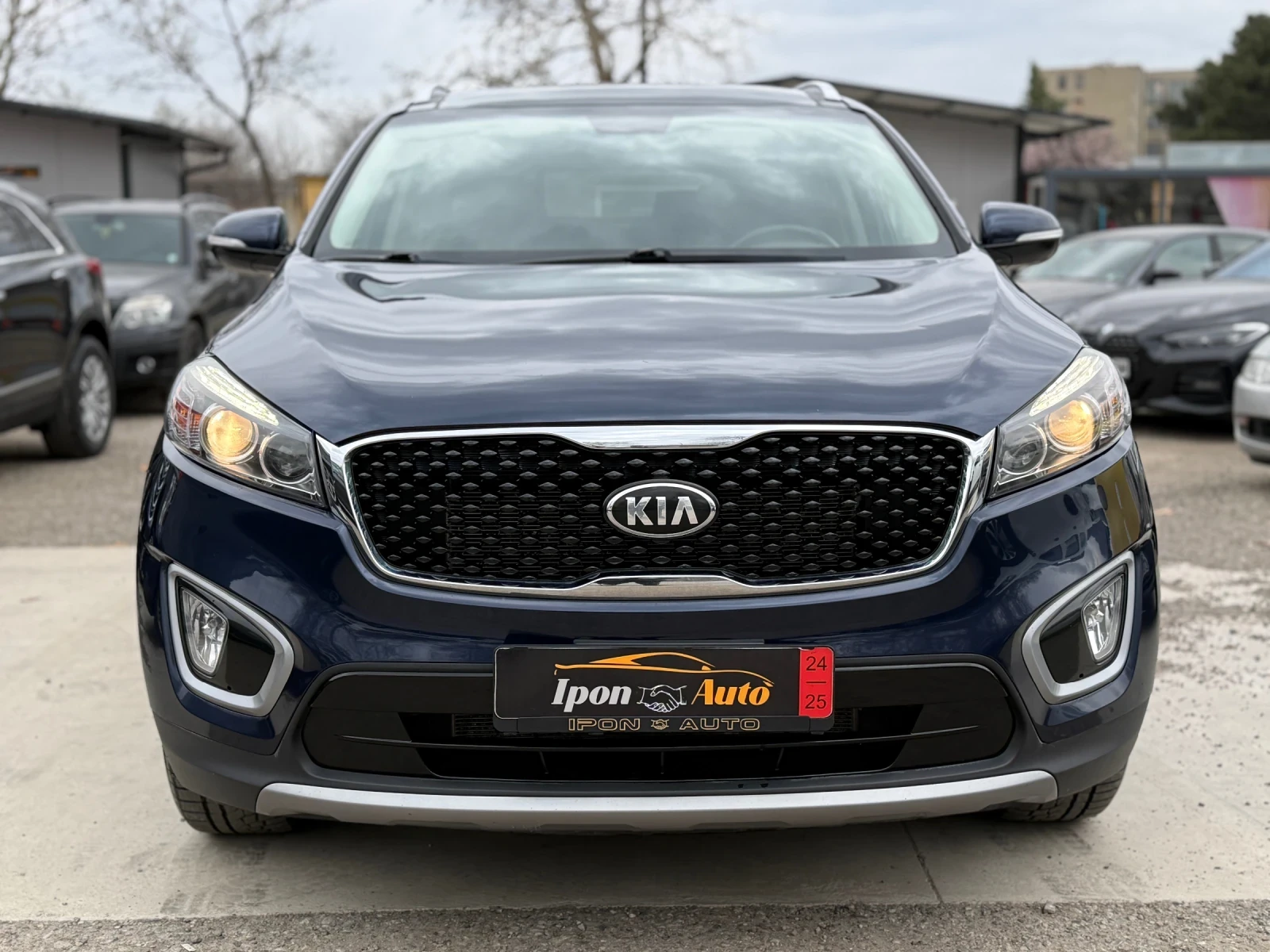 Kia Sorento 4х4* 7МЕСТА* М.ТОЧКА* КАМЕРА* ПОДГРЕВ* KeyLess, снимка 6 - Автомобили и джипове - 53894579