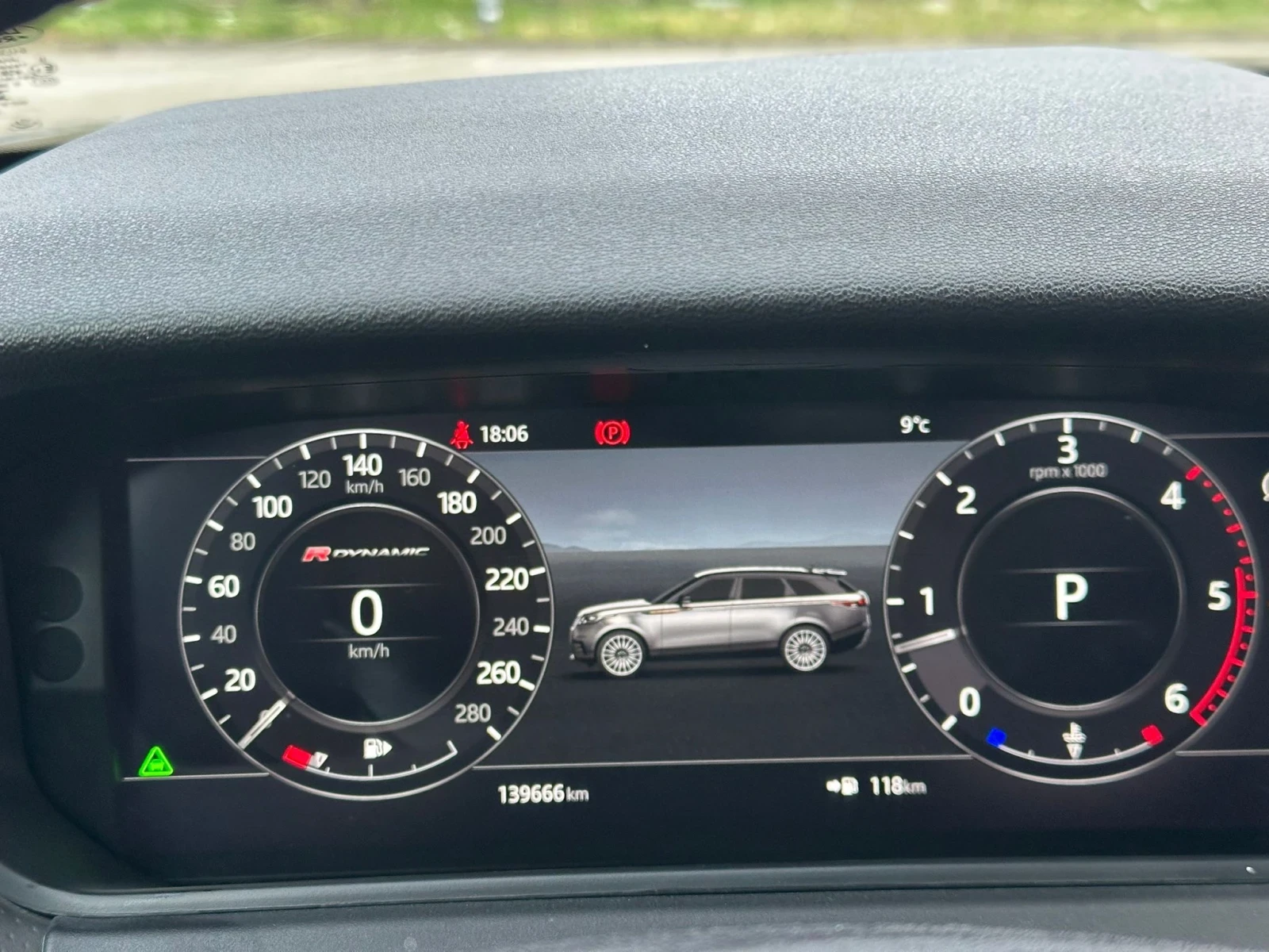 Land Rover Range Rover Velar 3.0 V6 SD6 First Edition, снимка 9 - Автомобили и джипове - 54088536