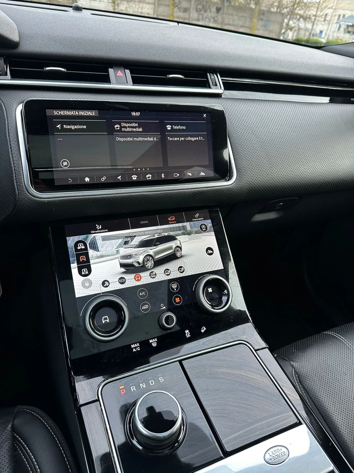 Land Rover Range Rover Velar 3.0 V6 SD6 First Edition, снимка 6 - Автомобили и джипове - 54088536