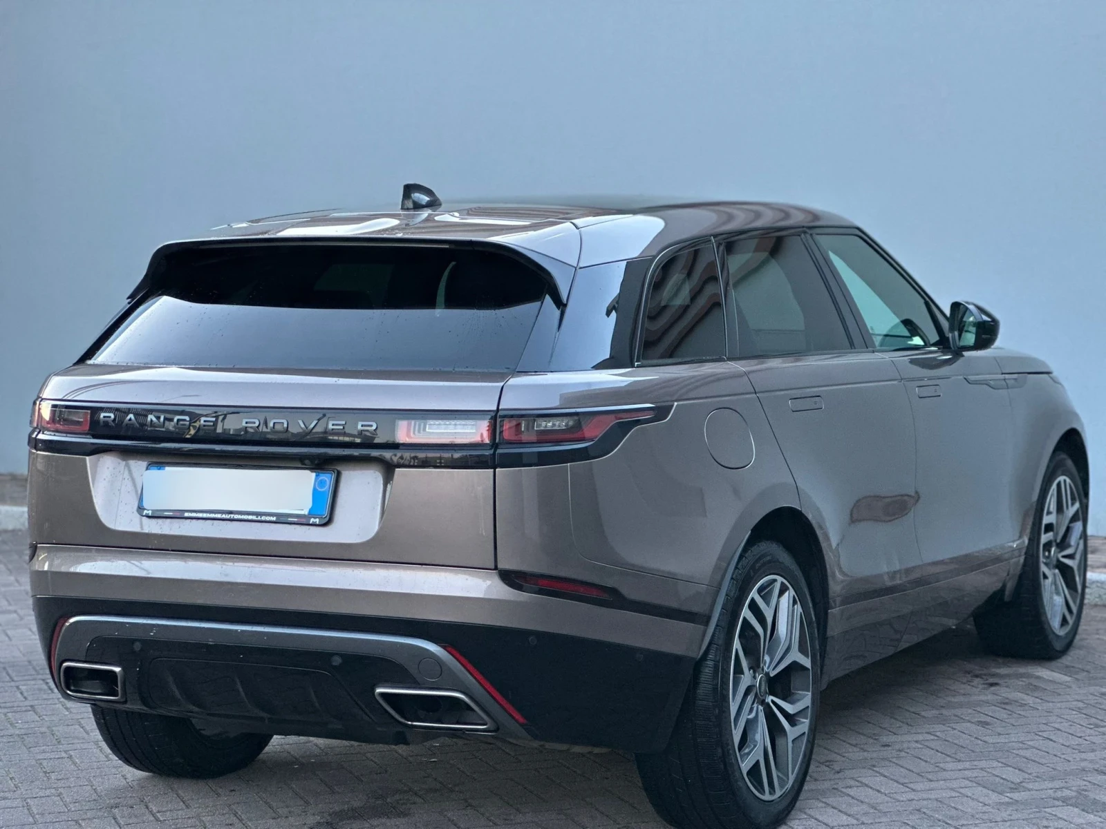 Land Rover Range Rover Velar 3.0 V6 SD6 First Edition, снимка 3 - Автомобили и джипове - 54088536