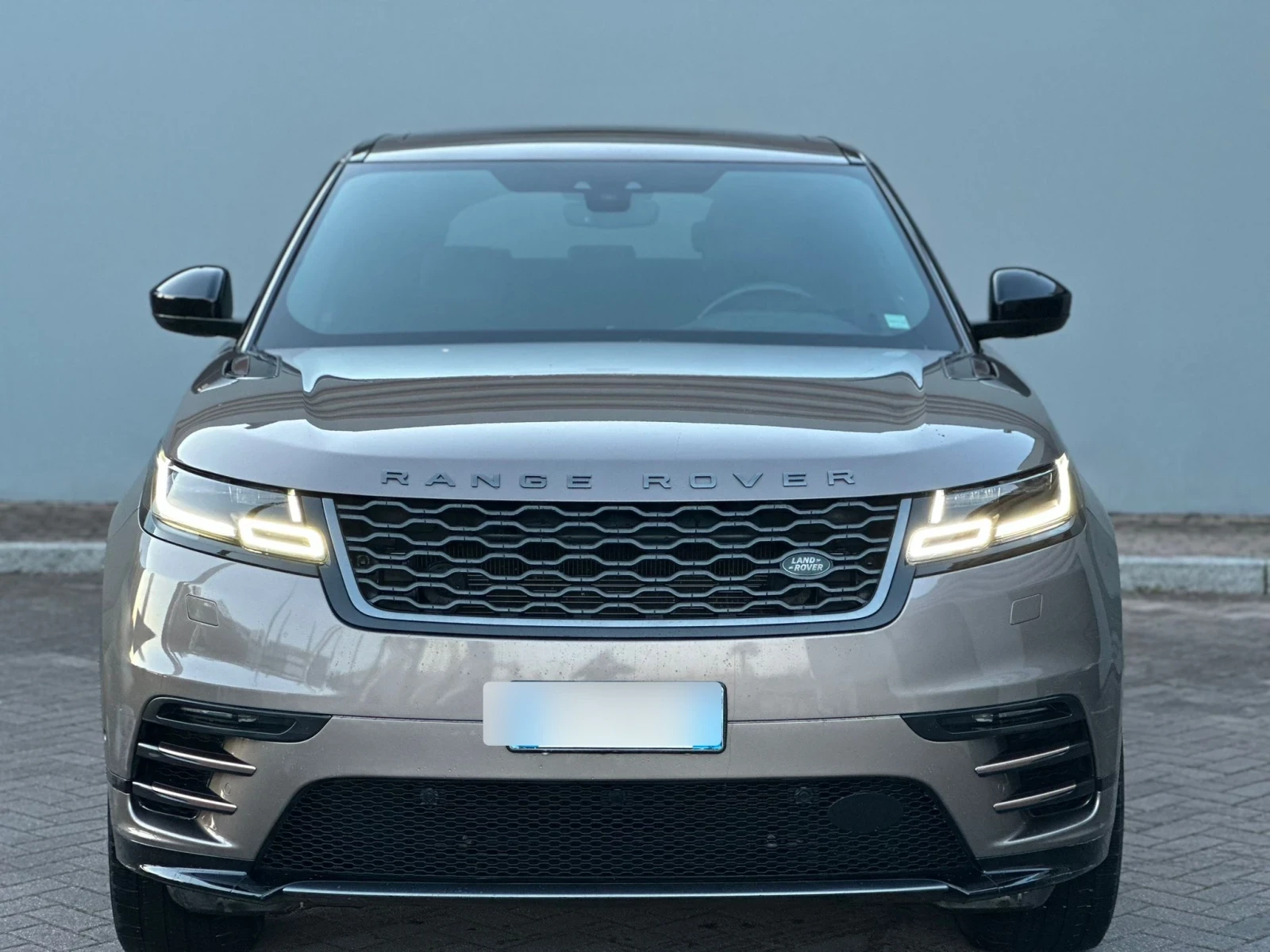 Land Rover Range Rover Velar 3.0 V6 SD6 First Edition, снимка 2 - Автомобили и джипове - 54088536