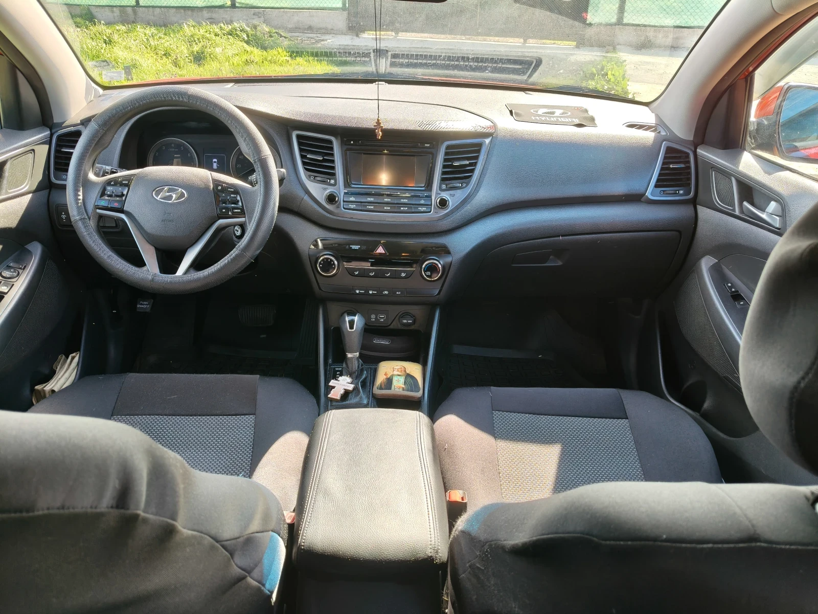 Hyundai Tucson, снимка 10 - Автомобили и джипове - 54100644