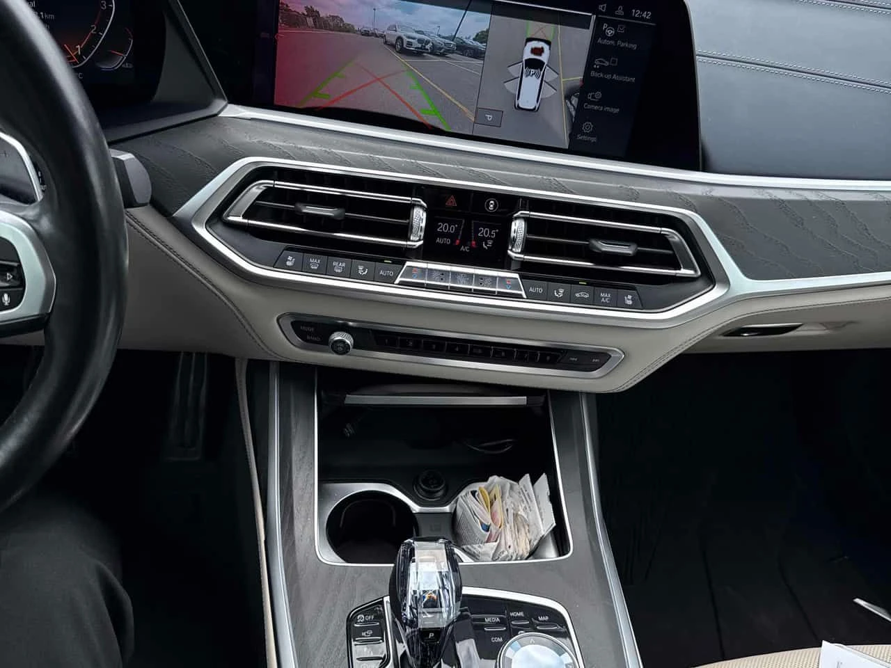 BMW X7 * xDrive50i * ДИСТРОНИК* 360КАМЕРА* ПАНО* ОБДУХВАН, снимка 9 - Автомобили и джипове - 54880127