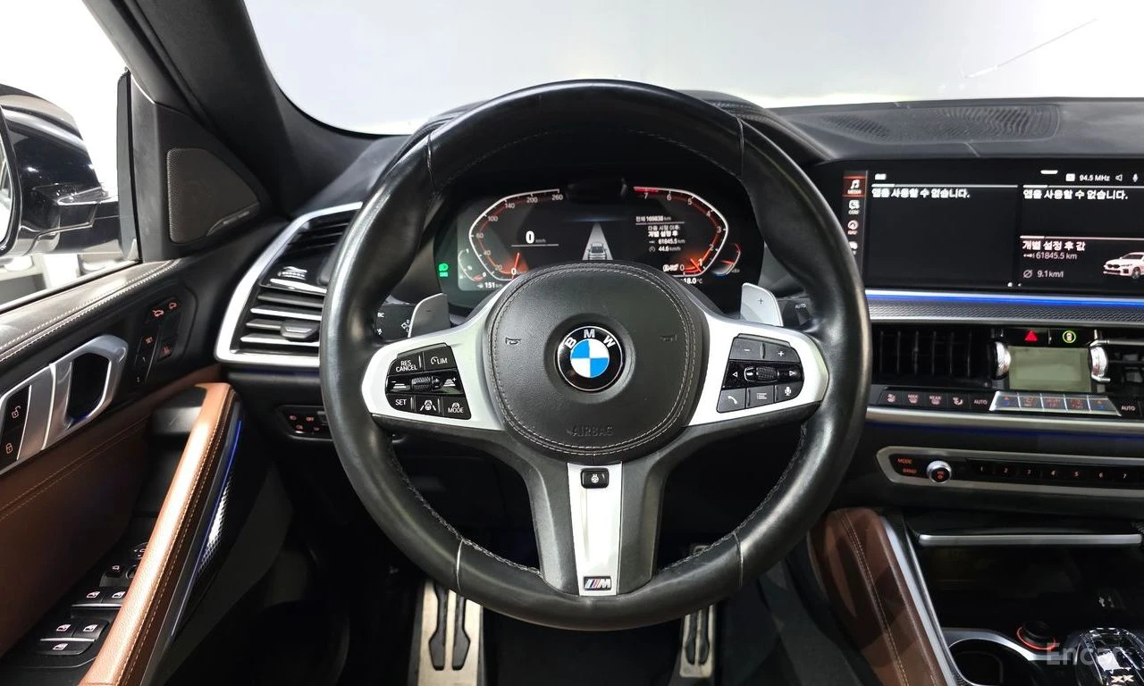 BMW X6 M* SPORT* LASER* ОБДУХВАНЕ* ДИСТРОНИК* 360КАМЕРА* , снимка 8 - Автомобили и джипове - 55003610