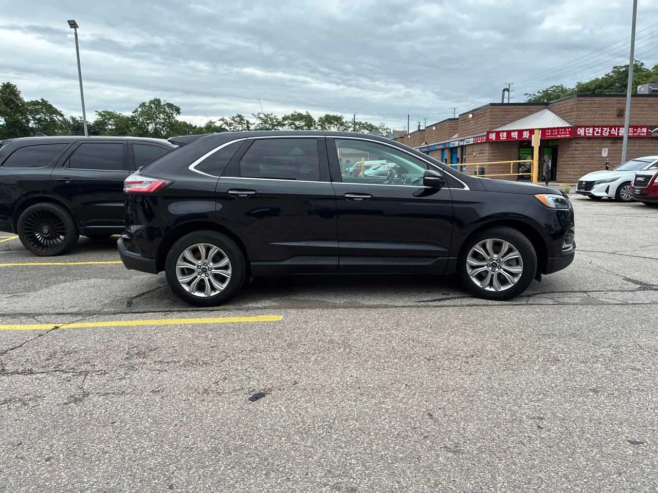 Ford Edge * Titanium * КЛИП НА МОТОРА * ПРЕДСТАВИТЕЛСТВО, снимка 4 - Автомобили и джипове - 55221037